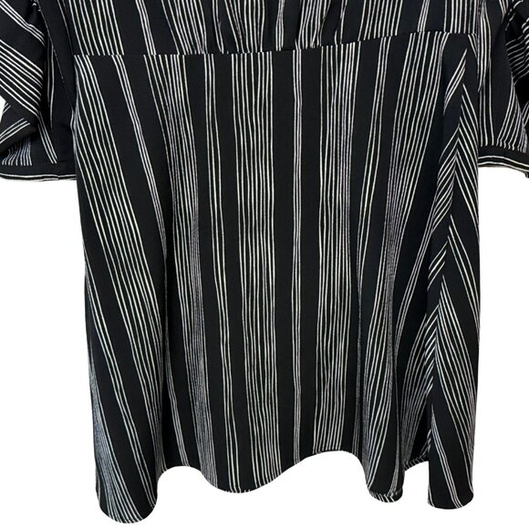 Who What Wear Black n White Striped Shirred Sleeves Dress - Size Small - Picture 7 of 9